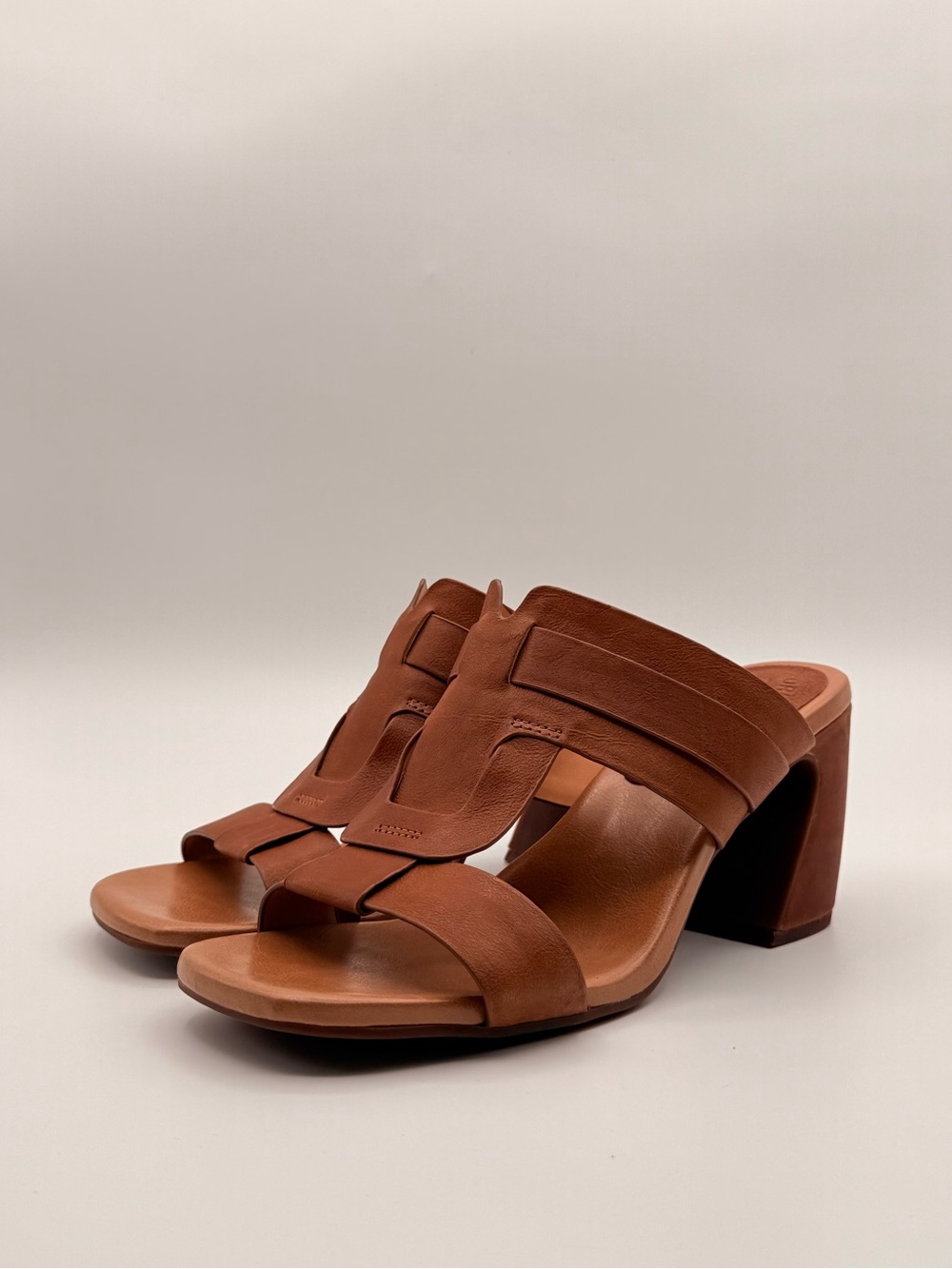 KORK-EASE Brynn Leather Mule Sandals Tan Block Heel Women’s Size 10